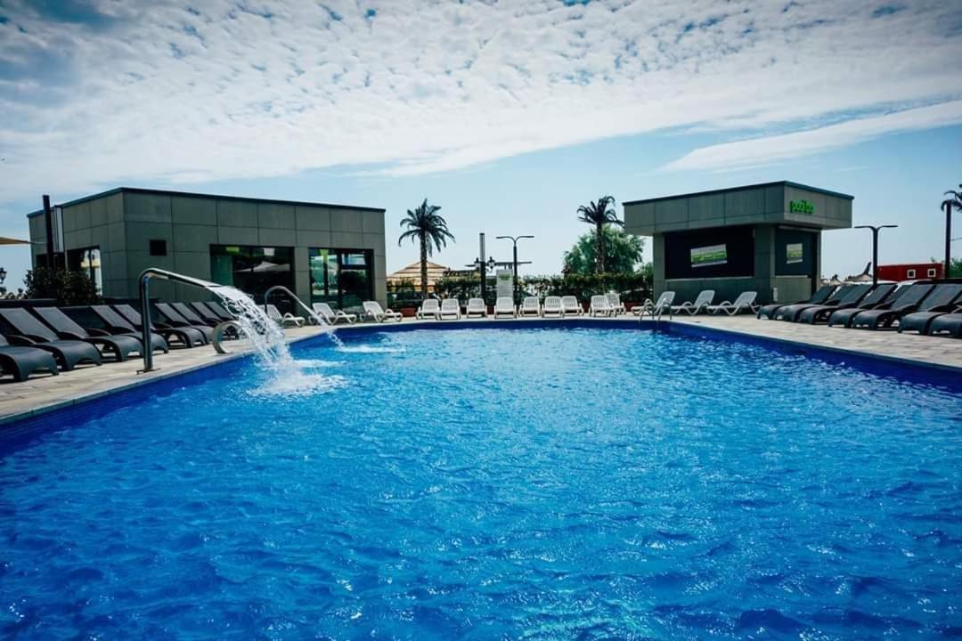 Desiree Beach Apartment Năvodari Eksteriør billede